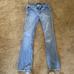 I use to wear these but now they don’t fix